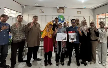 Perancangan Panel Mihrab dan Papan Penanda Perkuat Identitas Musholla Nurul Ilmi SDN Cipagalo 03