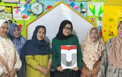 Perancangan Papan Tulis Multifungsi sebagai Media Pembelajaran Interaktif untuk Meningkatkan Fokus Belajar Anak Usia Dini di Pos PAUD Fathonah