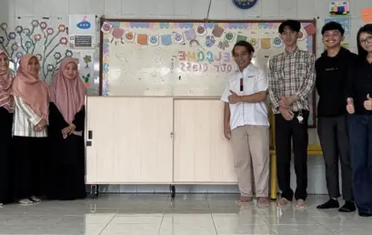 Desain dan Penerapan Lemari Penyimpanan Terintegrasi untuk Mendukung Lingkungan Belajar Anak Usia Dini di TK Qur’an Al-Husna Perumahan Kopo Elok Kota Bandung