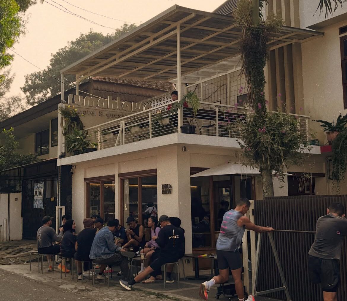 Optimalisasi Ruang pada Kawasan Kedai Kopi UMKM di Bandung sebagai Ruang Aktivitas Komunitas Gaya Hidup Optimalisasi Ruang pada Kawasan Kedai Kopi UMKM di Bandung sebagai Ruang Aktivitas Komunitas Gaya Hidup